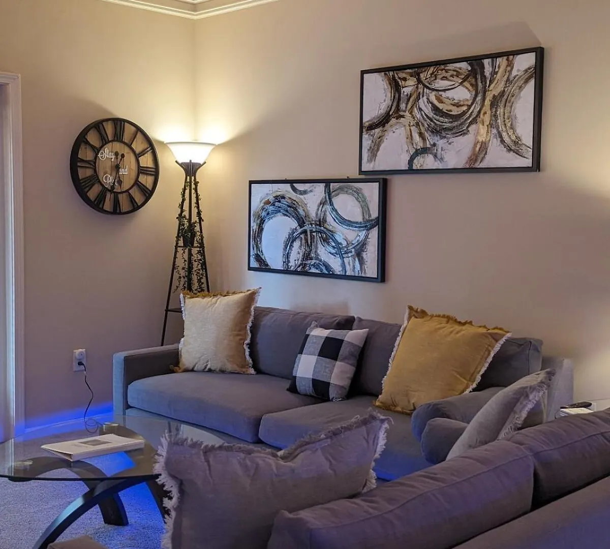 Stay And Play - Sleeps 7 